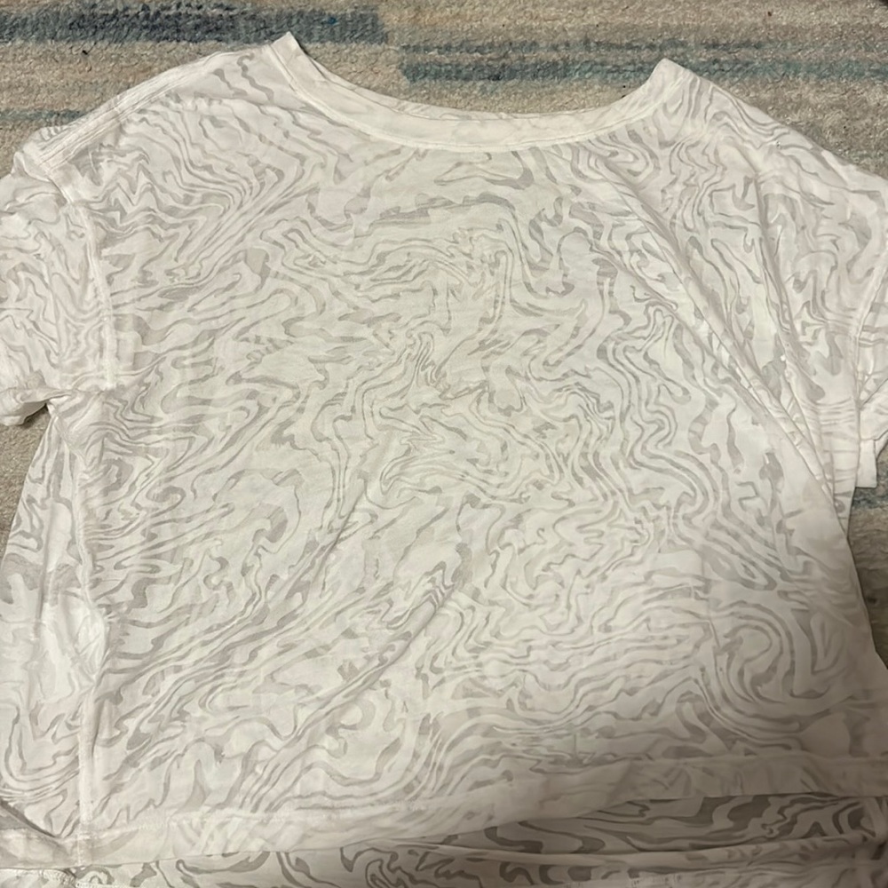 Lululemon mesh/loose t shirt white